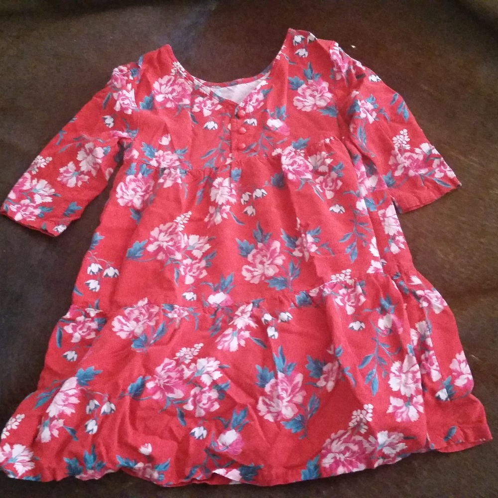 Girls dress